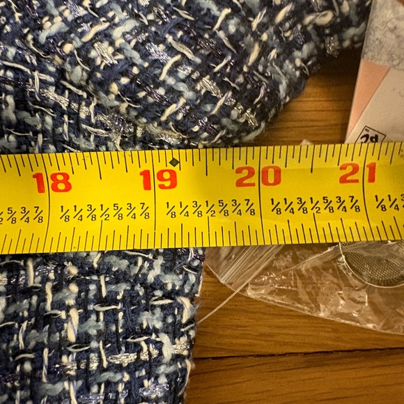 NWT AQUA Bloomingdale’s Tweed Boxy Blazer Blue Silver SMALL Designer Inspired - Picture 10 of 13